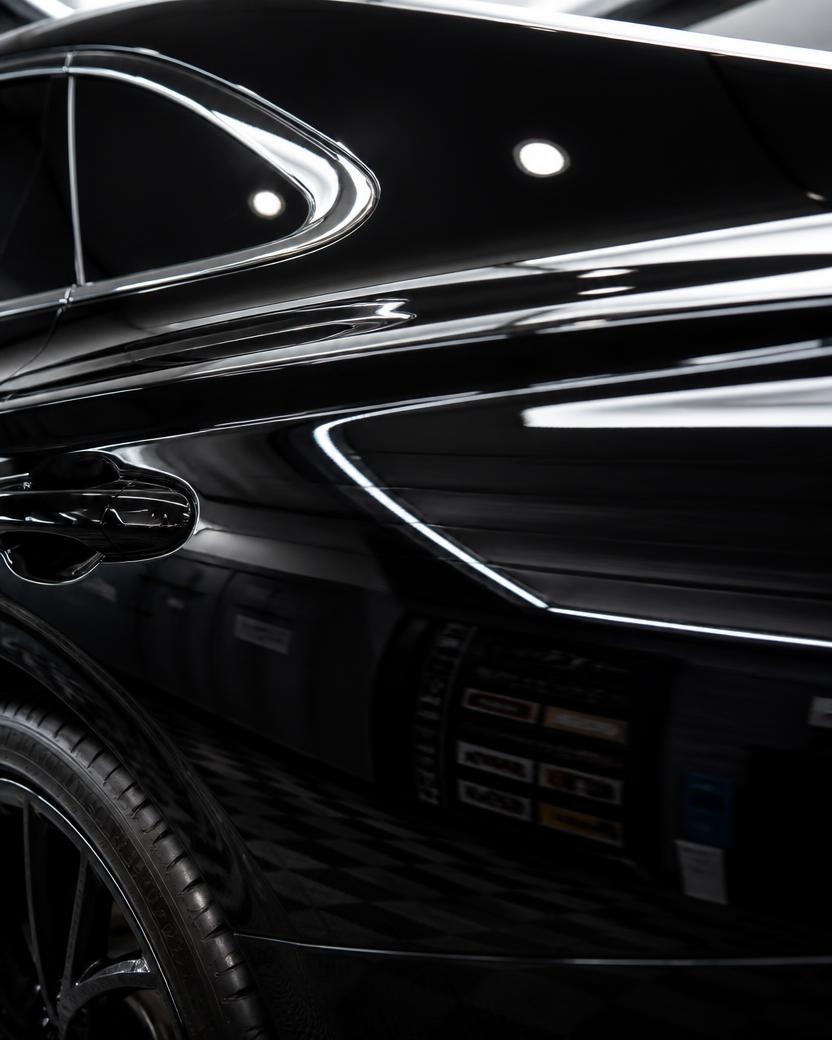 Flawless mirror-finish car paint after detailing